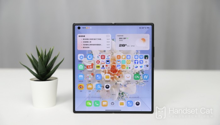 What is the battery capacity of Xiaomi MIX Fold 4?