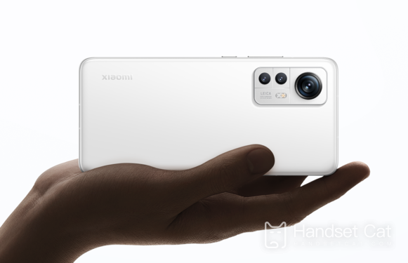 Hình ảnh thật của điện thoại Xiaomi Mi 13 bị nghi bị lộ: kích thước mô-đun camera sau đã thay đổi