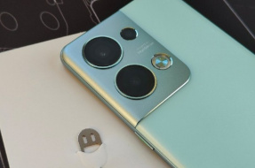 How to set OPPO Reno9 Pro+Anti-vision function