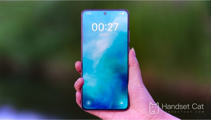 How to turn off the blue icon on the screen of Realme GT6?