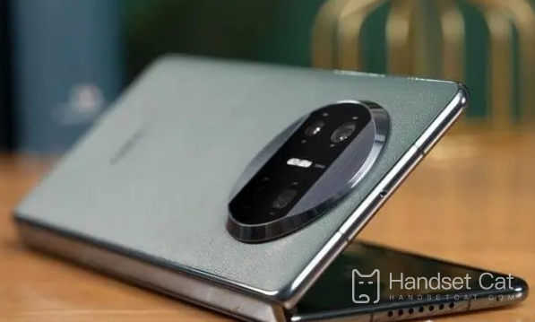 Huawei MateX3 Collector's Edition에 검은색 화면이 나타나고 켜지지 않으면 어떻게 해야 합니까?