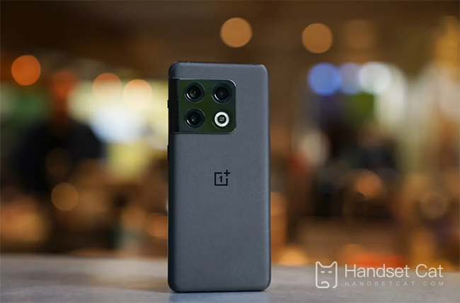 O OnePlus 10PRO pode ser cobrado inversamente?