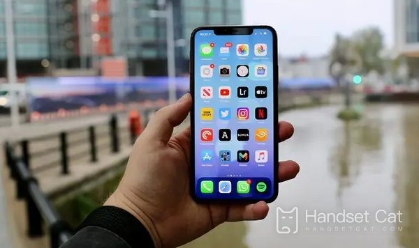 क्या iPhone 11 Pro Max को ios 15.7.1 पर अपडेट किया जाना चाहिए?