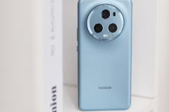 Glory Magic5 can be put into the water