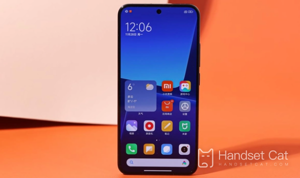 Xiaomi Mi 13には直線画面または曲面画面がありますか?