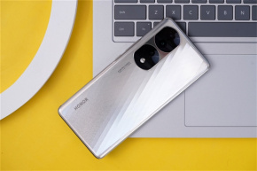 Is Glory 70pro+a dual speaker
