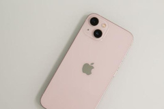 How to delete duplicate contacts in iPhone 13 address book