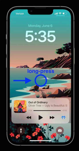 How to set the customized lock screen for iPhone14pro