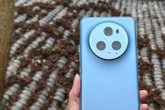 Does Glory Magic5 have AI call noise reduction