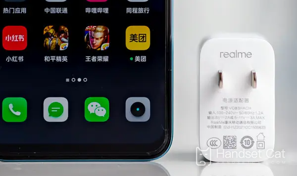 Welchen Bildschirm hat Realme 10Pro+?