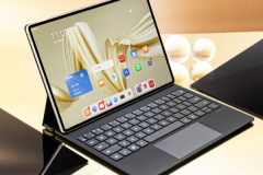 What is the double-layer OLED technology of Huawei MatePad Pro 12.2-inch soft light version?